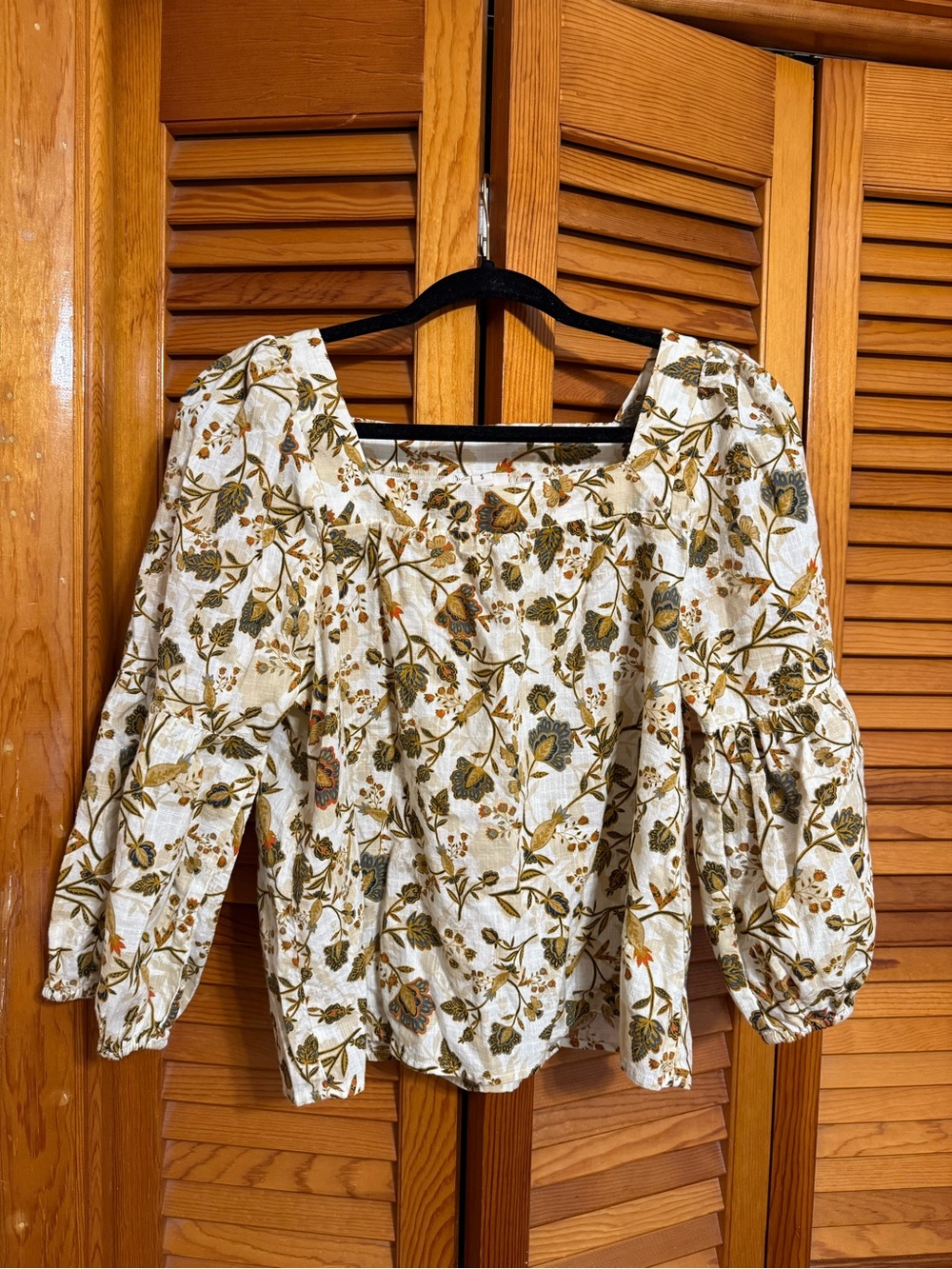 a.n.a Floral Square-Neck Puff Sleeve Blouse - White with Olive & Tan